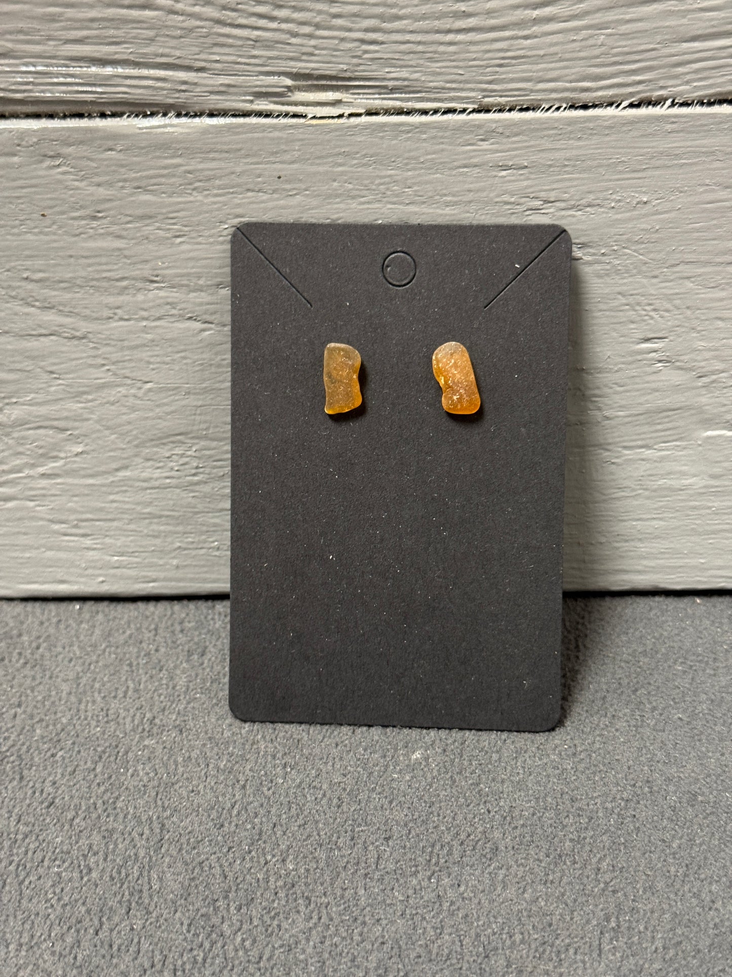 Braune Meerglas-Ohrringe