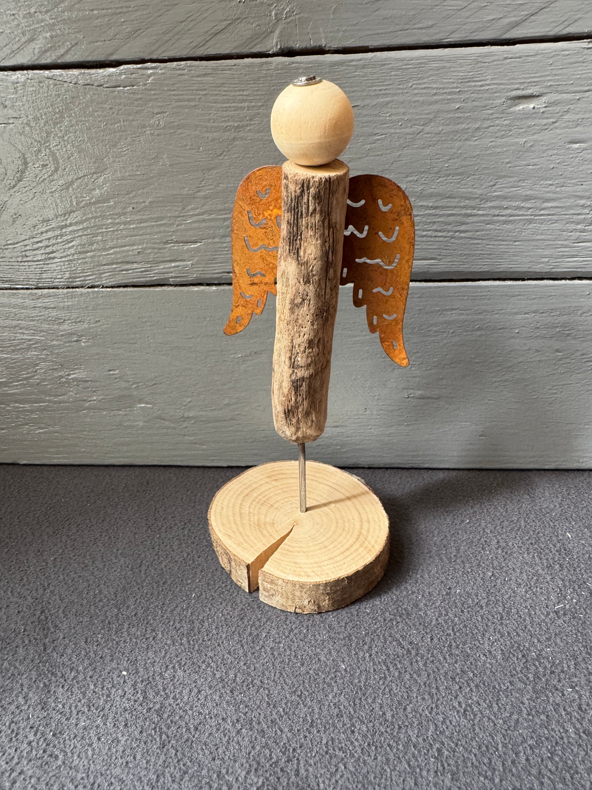 Trauerbegleiter Engel Muriel – natürlich und seelenvoll