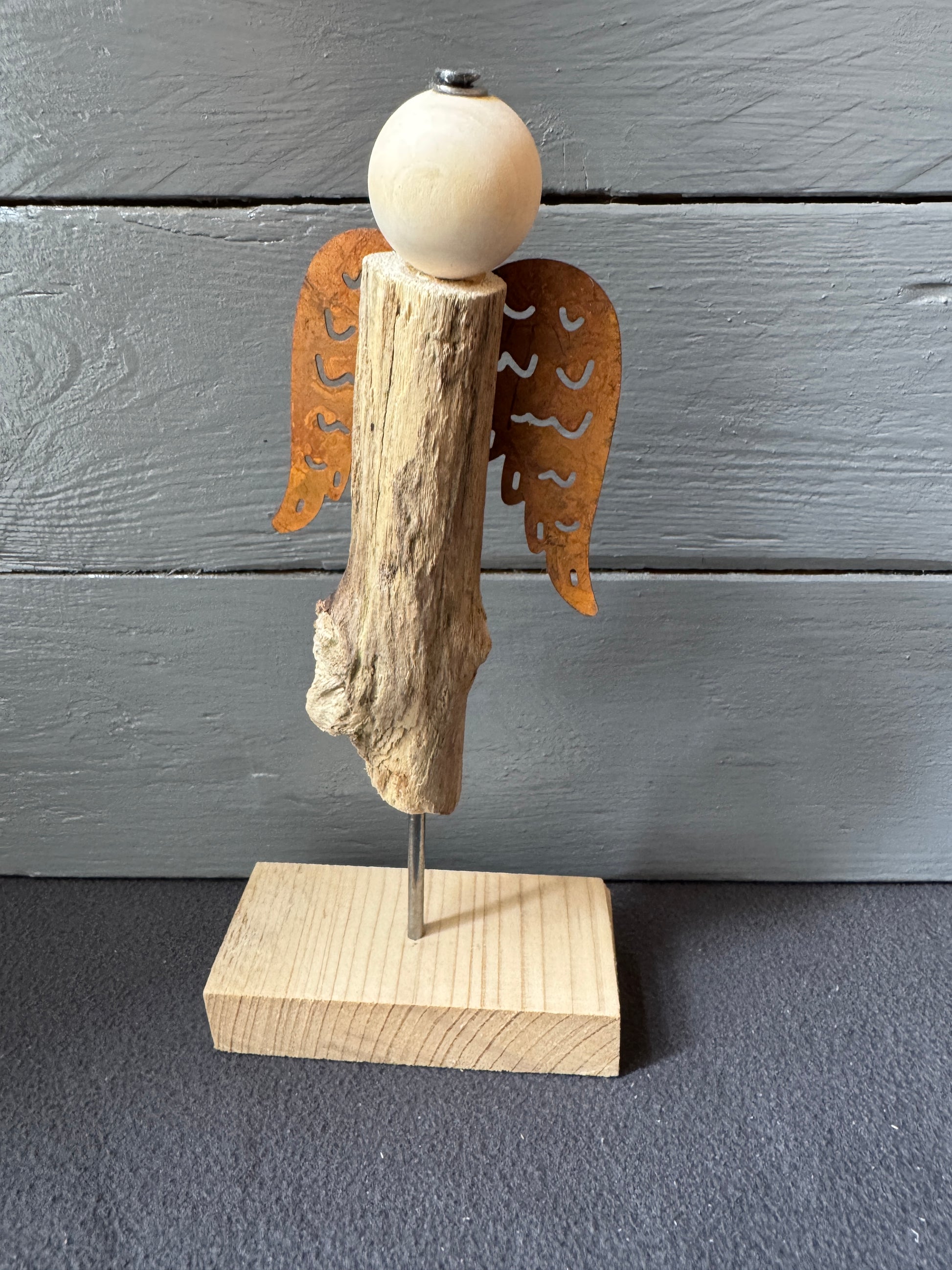 Engel Luniel als Geschenk zur Taufe oder zur Trauerbegleitung