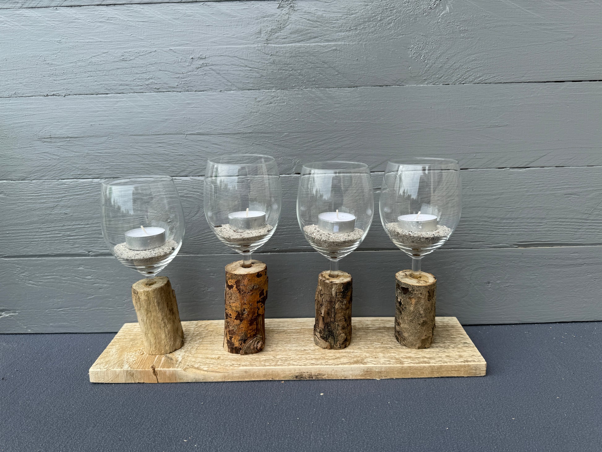 Upcycling-Kerzenständer aus Nord- und Ostseetreibholz – 4 Gläser