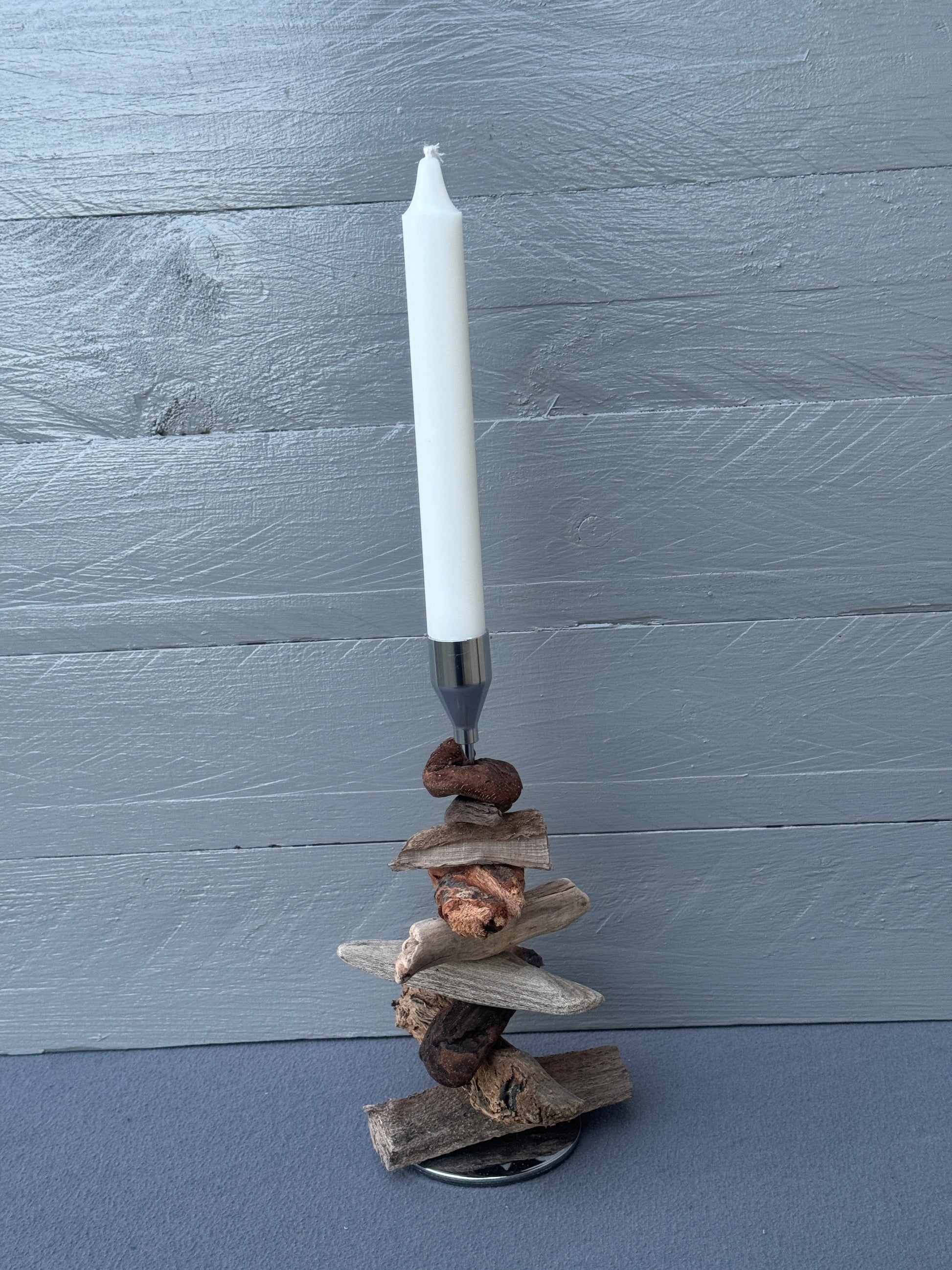 Stimmungsvolle Wohnaccessoires – Treibholz trifft Kerzenschein