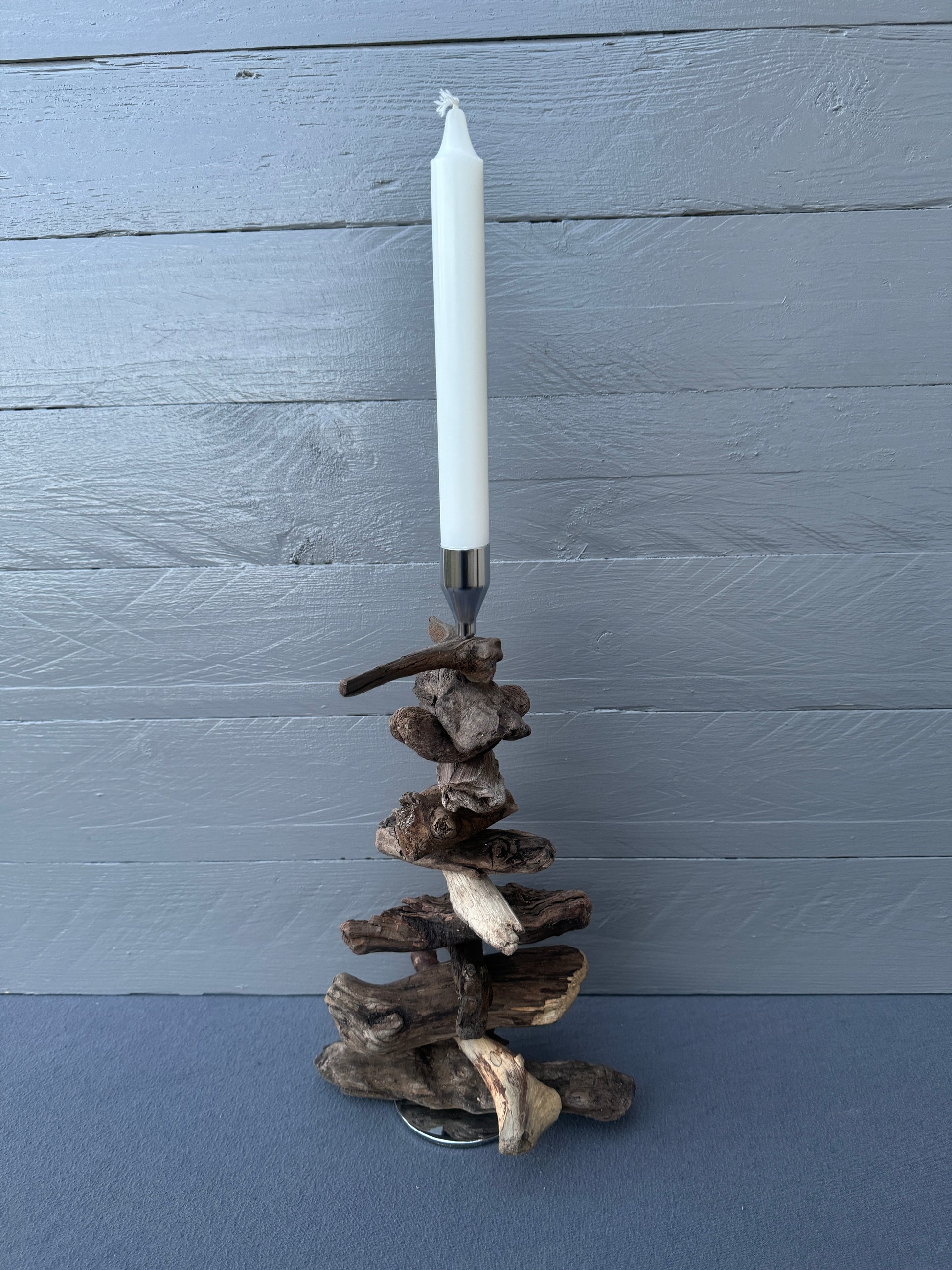 Maritimer Kerzenständer für Stabkerzen – handgefertigt aus Ostseeholz