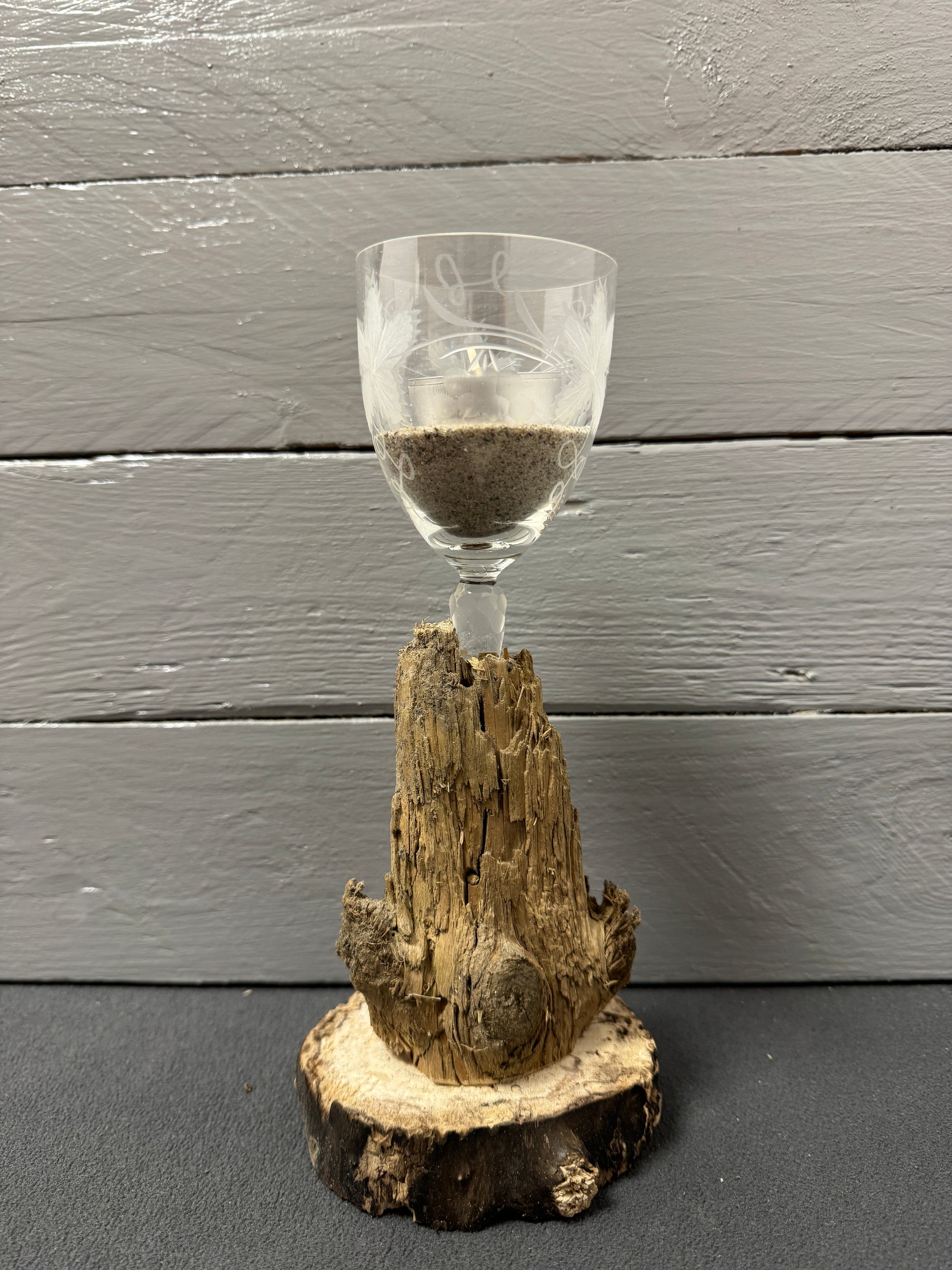 Naturkerzenständer mit Teelichtglas und Küstenflair