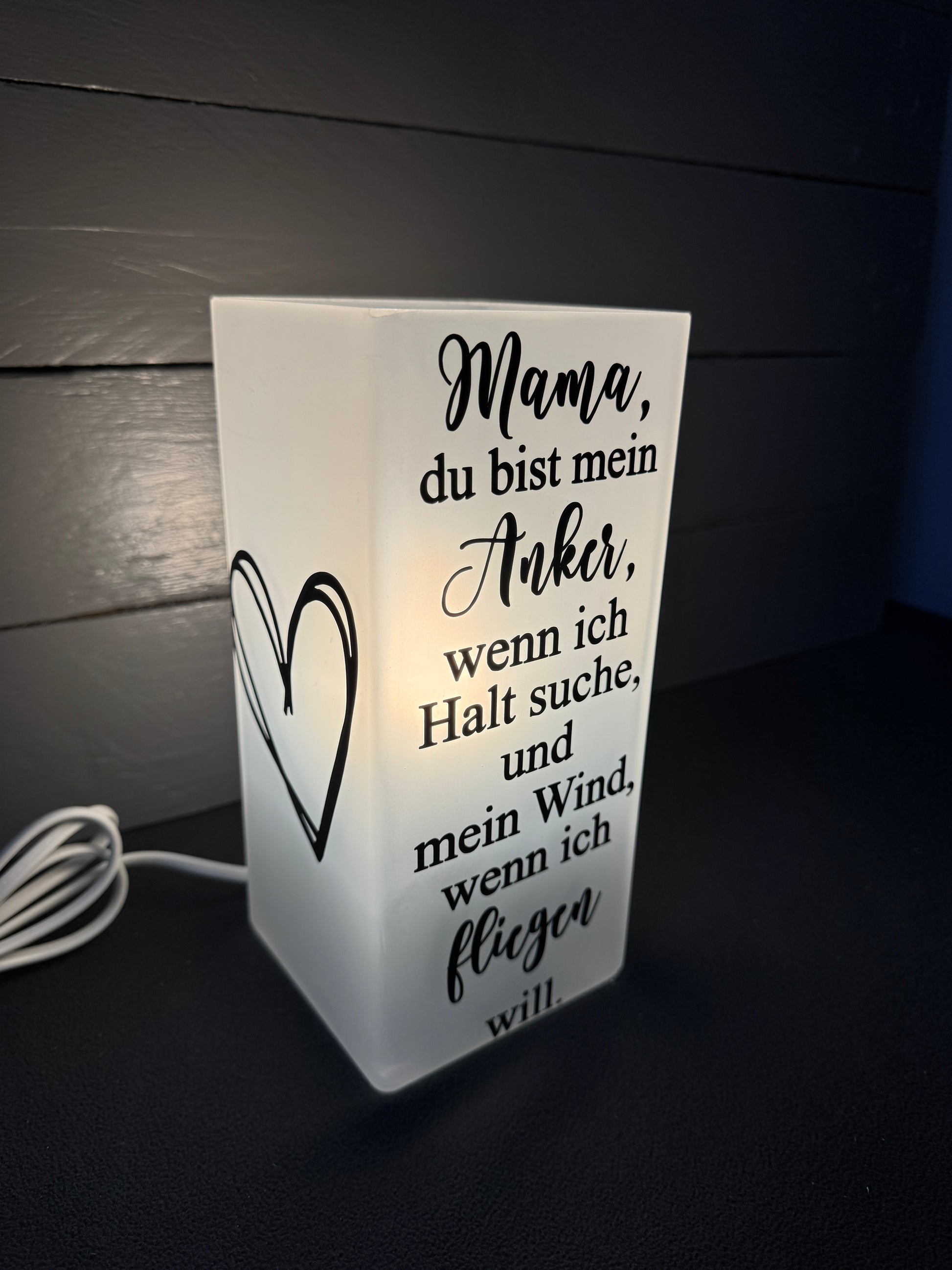Leuchtende Glaslampe mit Mutter-Spruch – liebevolles Geschenk zum Muttertag