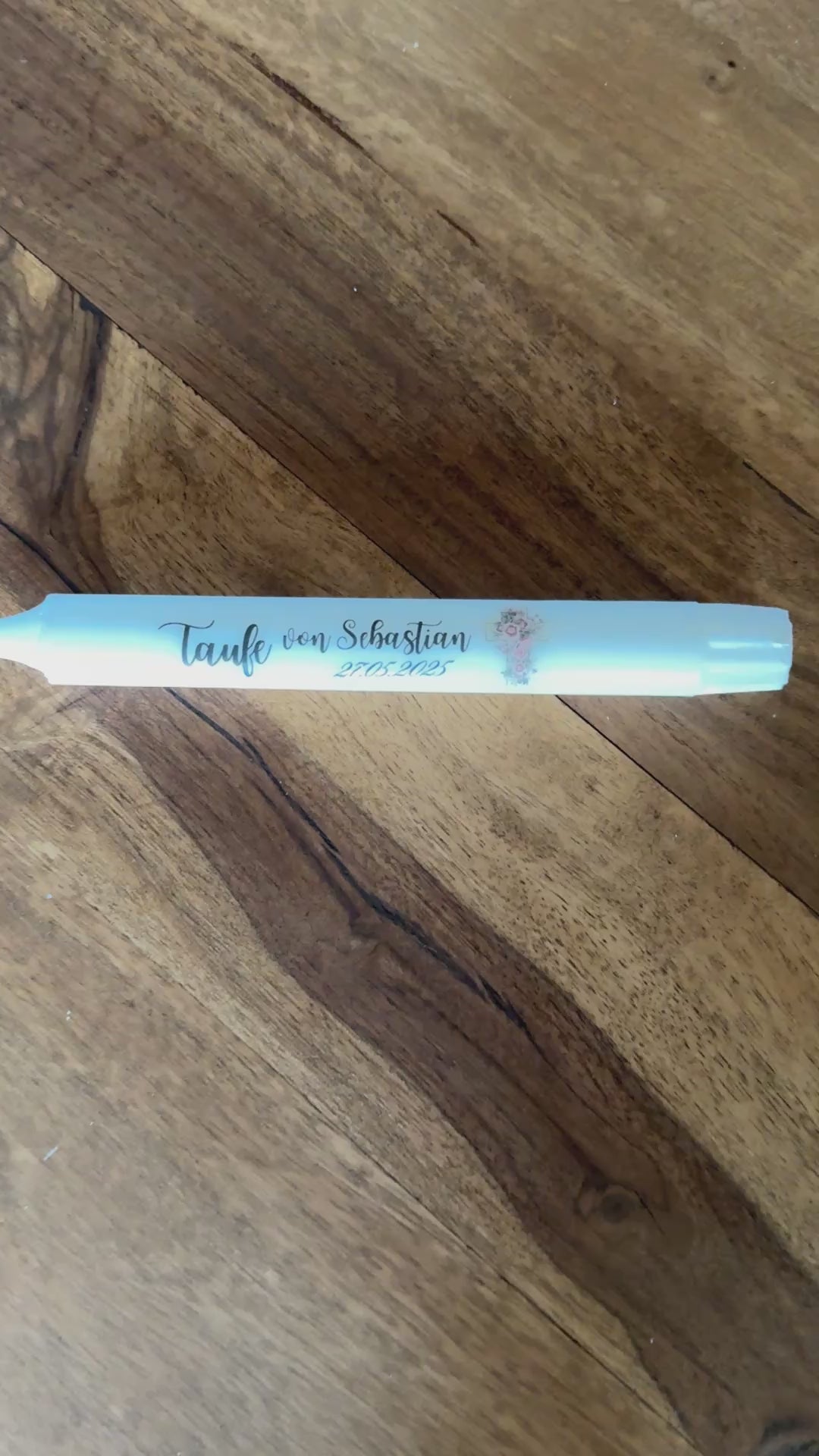 Gastgeschenke zur Taufe mit liebevoll gestalteten Kerzen