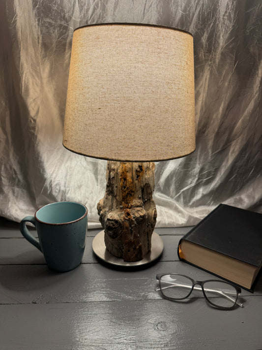 Treibholzlampe Nordseelicht Nordstrand mit rundem Lampenschirm 24 cm Beige und warmem Licht