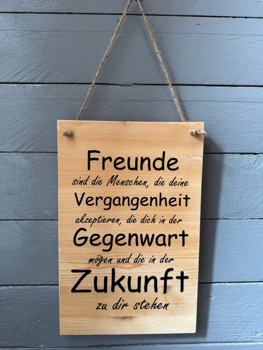 Echte Freunde – Holzschild als Geschenk für Herzensmenschen