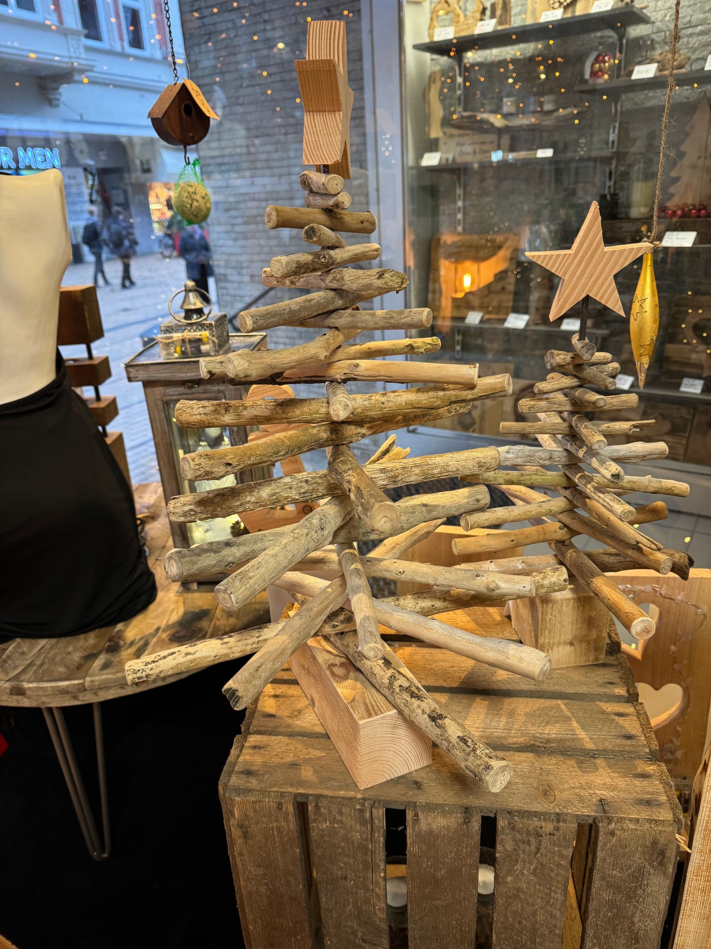 Tannenbaum aus Treibholz von der Nordsee