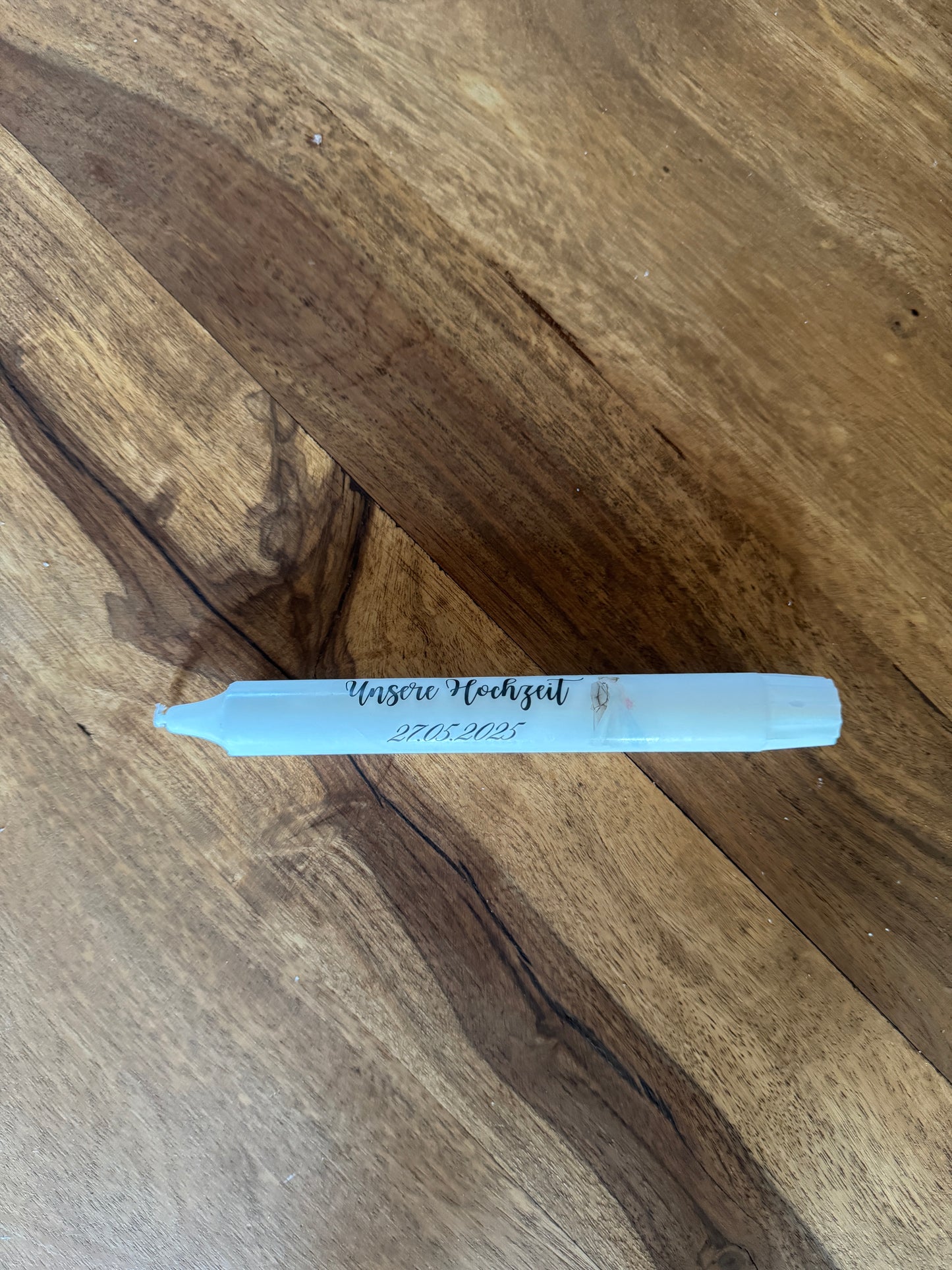 Personalisierte Hochzeitskerzen mit Namen und Datum