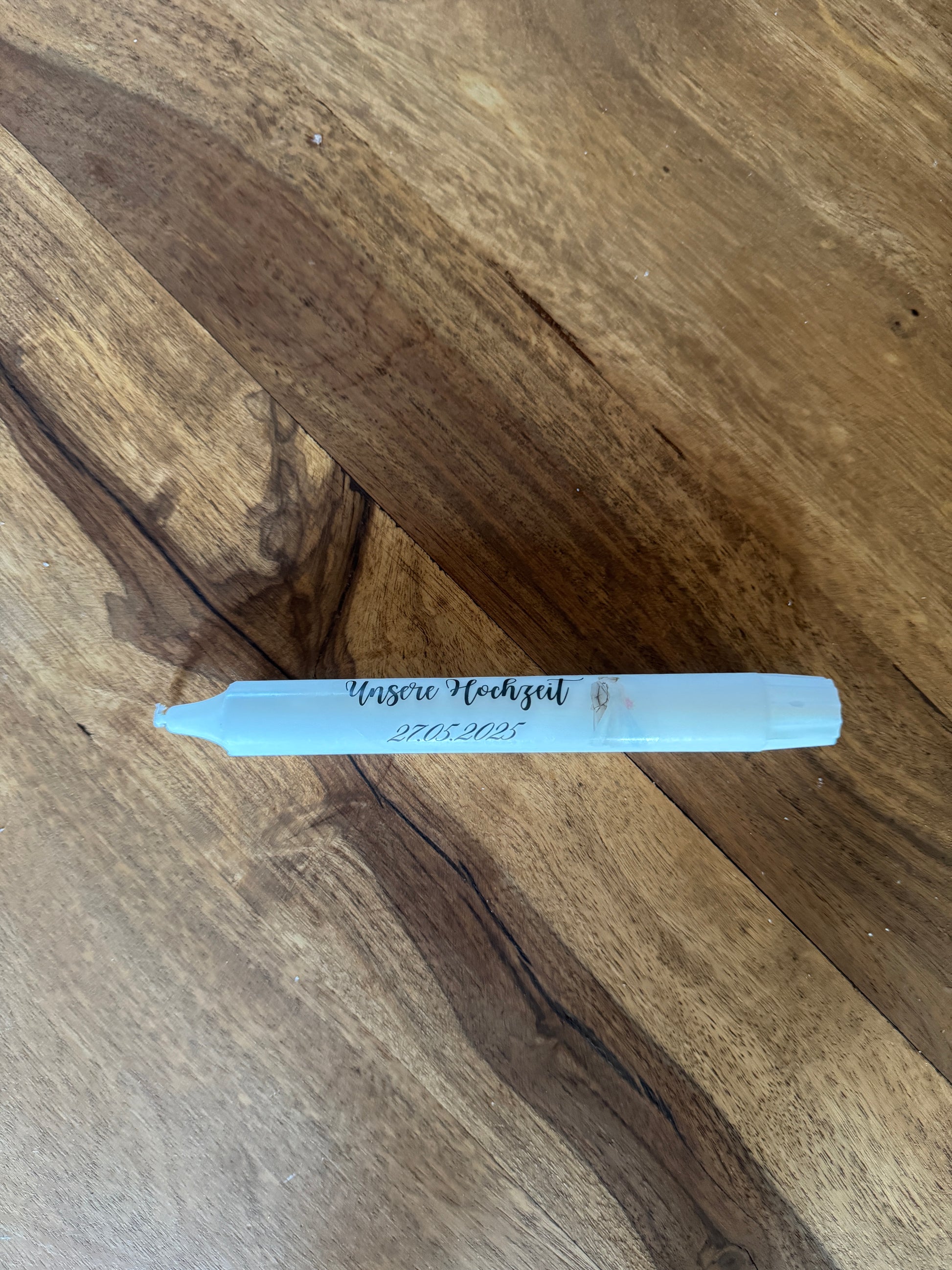 Personalisierte Hochzeitskerzen mit Namen und Datum