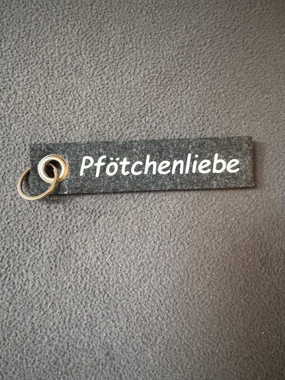 Tierfreunde-Schlüsselanhänger aus Filz „Pfötchenliebe“, handgefertigt.
