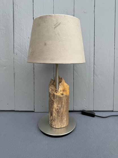 Handgefertigte Treibholzlampe mit Nordsee-Holz