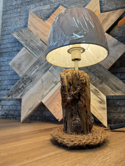 Treibholzlampe Nordseelicht Friedrichstadt – handgefertigtes Unikat aus Nordseeholz