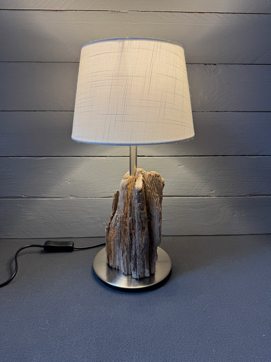 Treibholzlampe Nordseelicht Helgoland – handgefertigtes Unikat aus Nordseeholz