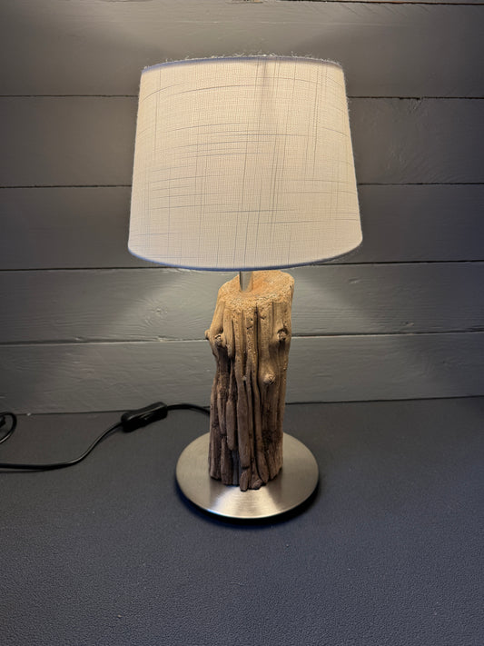 Treibholzlampe Nordseelicht Meldorf – handgefertigtes Unikat aus Nordseeholz