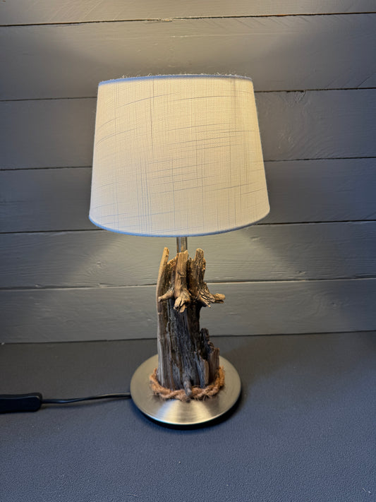 Maritime Treibholzlampe aus Nordseeholz – Nordseelicht St. Peter-Ording