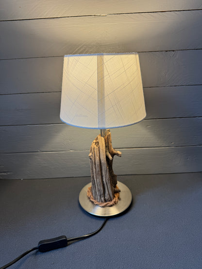 Handarbeit aus Schleswig-Holstein – Treibholzlampe Nordseelicht St. Peter-Ording