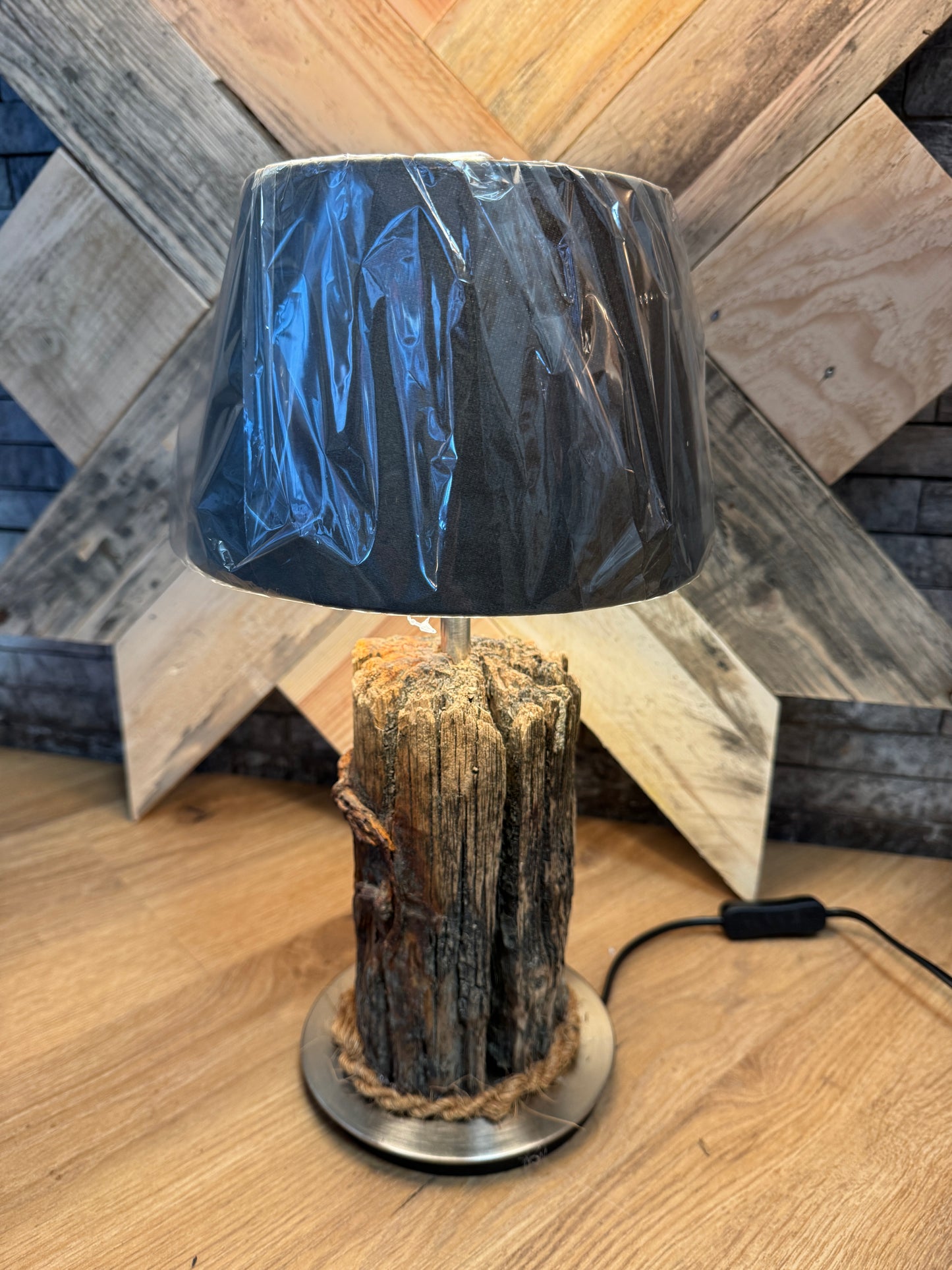 Maritime Treibholzlampe Sylt Stil – Nordseelicht Unikat mit E14 Fassung