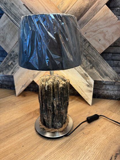 Handarbeit aus Schleswig-Holstein – Treibholzlampe Nordseelicht Sylt