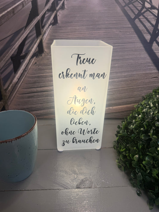 Beleuchtete personalisierte Glaslampe Treue ohne Worte als Geschenk für Hundeliebhaber