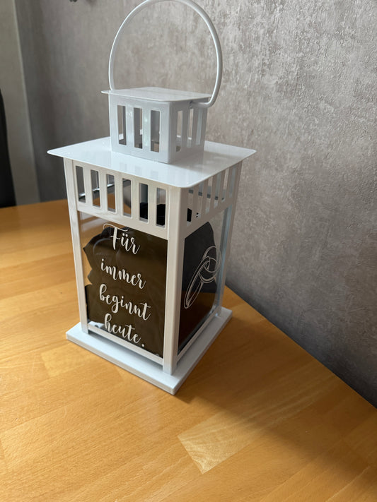 Laterne mit Spruch „Für immer beginnt heute“ und Ringmotiv als Hochzeitsgeschenk