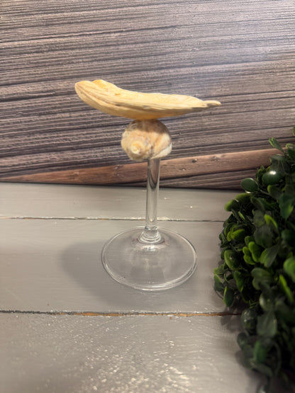 Maritimer Schmuckhalter Muschelglück aus echter Nordsee-Austernschale und Upcycling-Glas