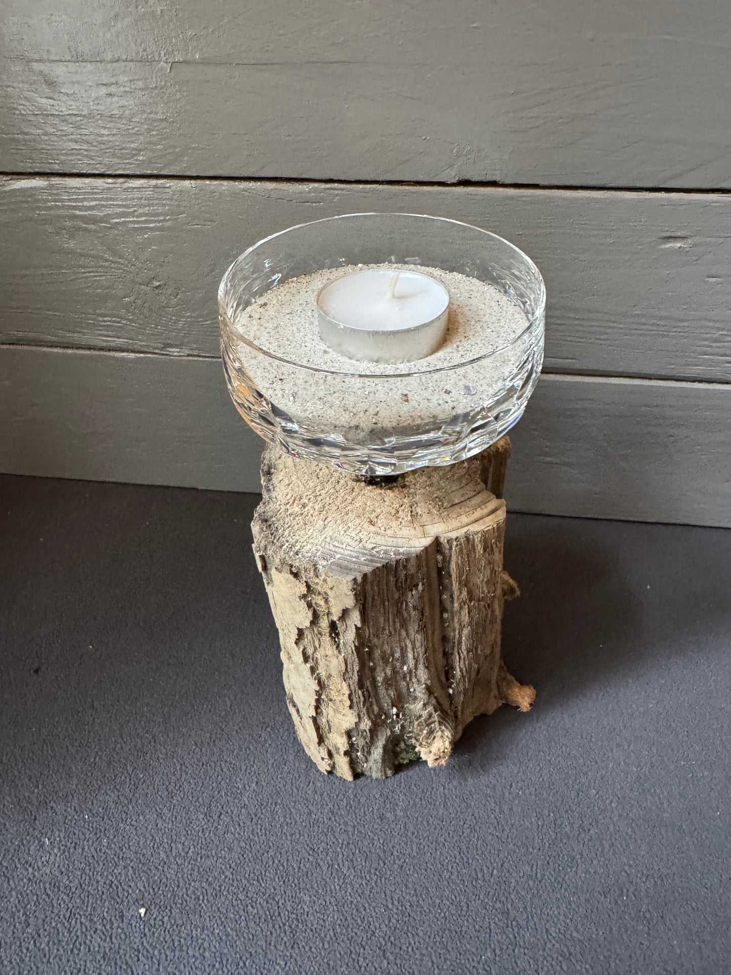 Sektschale mit Nordseesand als Teelichthalter