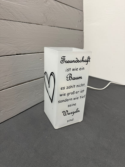 Personalisierte Glaslampe als Geschenk für beste Freunde