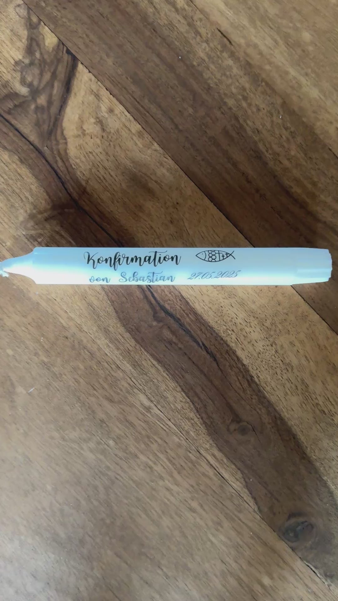Gastgeschenk zur Konfirmation – personalisierte Kerze