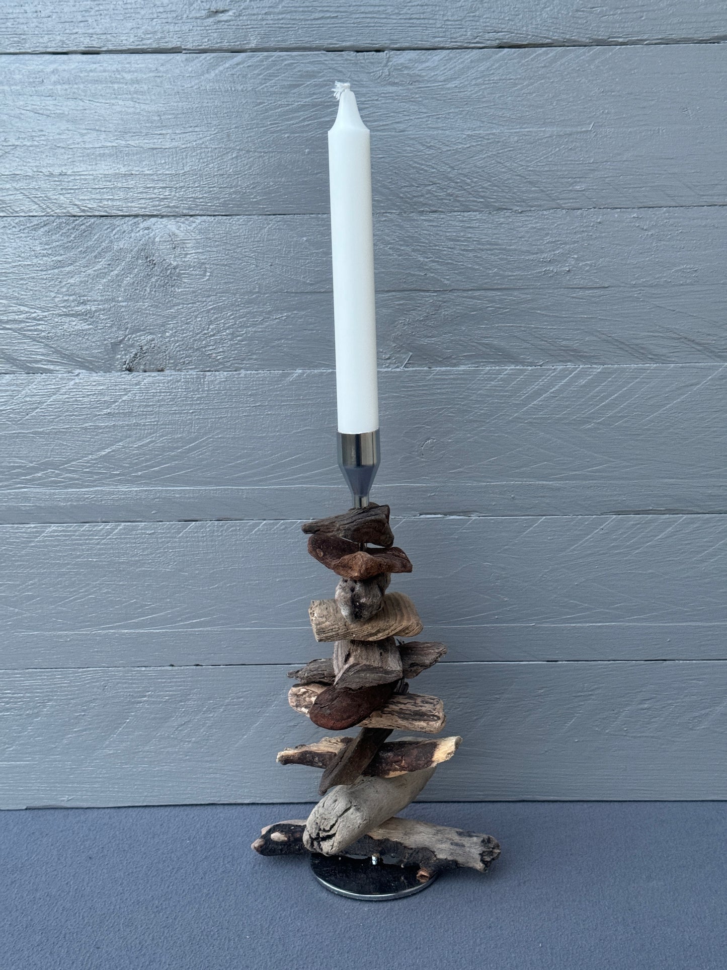 Stabkerzenhalter „Damplicht“ aus Ostsee-Treibholz mit Metallfassung