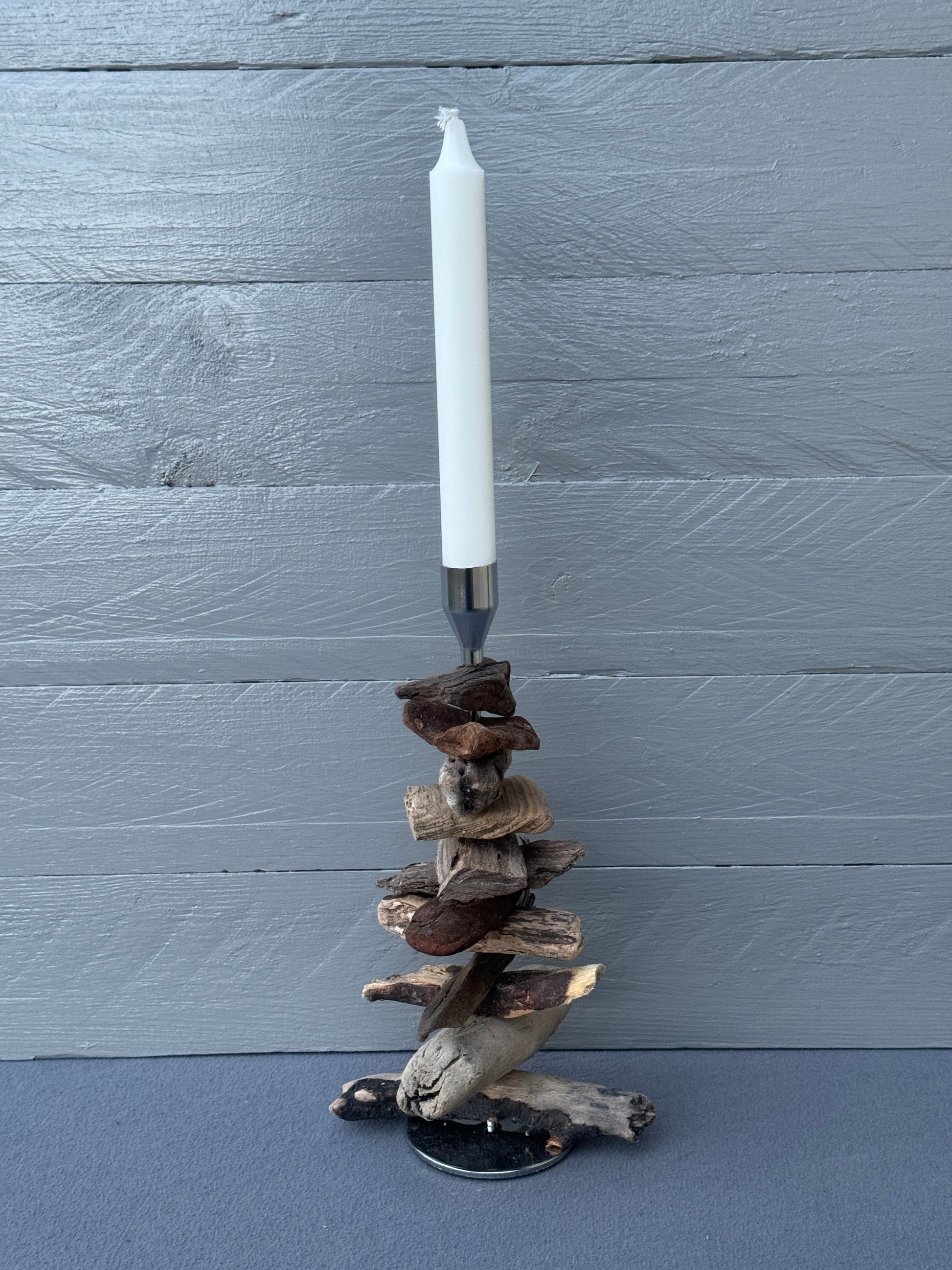 Stabkerzenhalter „Damplicht“ aus Ostsee-Treibholz mit Metallfassung
