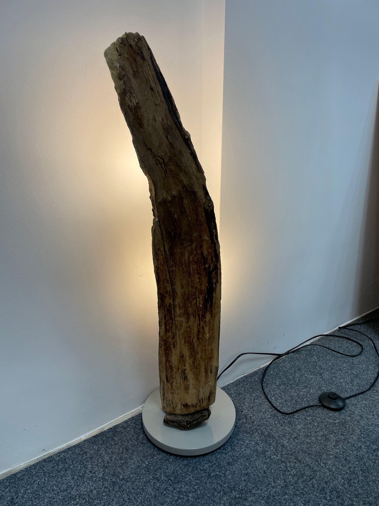 Maritime Stehlampe aus Treibholz aus Schleswig-Holstein