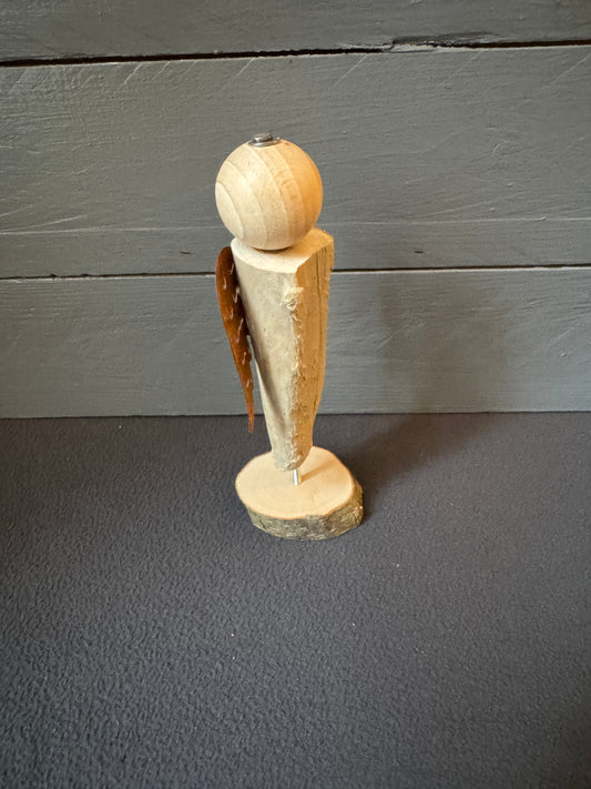 Natürliche Maserung des Treibholzes bei Engel Amariel aus Schleswig-Holstein