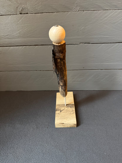 Natürliche Maserung des Treibholzes bei Engel Sofiel aus Schleswig-Holstein