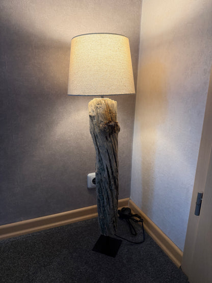 Maritime Treibholz-Stehlampe Nordseelicht Deichblick mit rundem Lampenschirm 24 cm in Beige