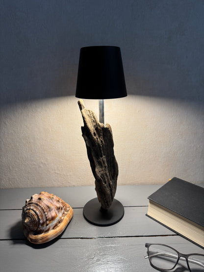 Rückansicht maritime Akku Lampe aus Treibholz