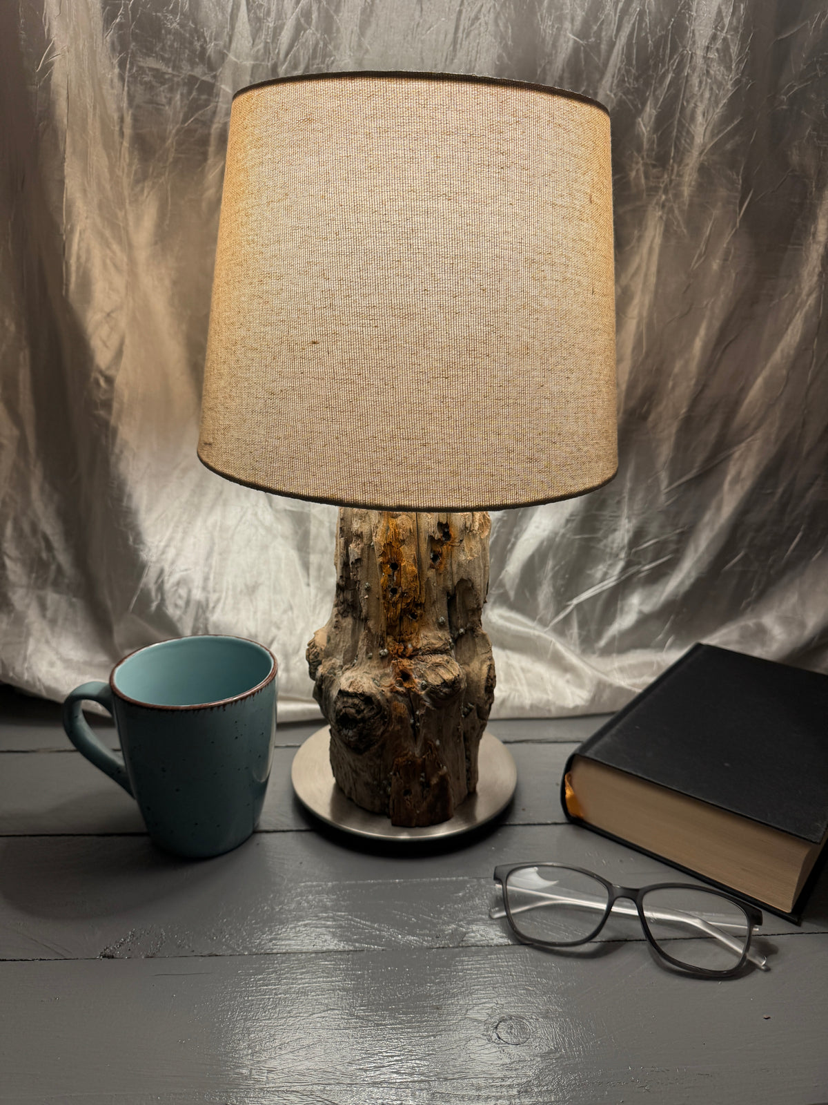 Treibholzlampe Nordseelicht Nordstrand mit rundem Lampenschirm 24 cm Beige und warmem Licht